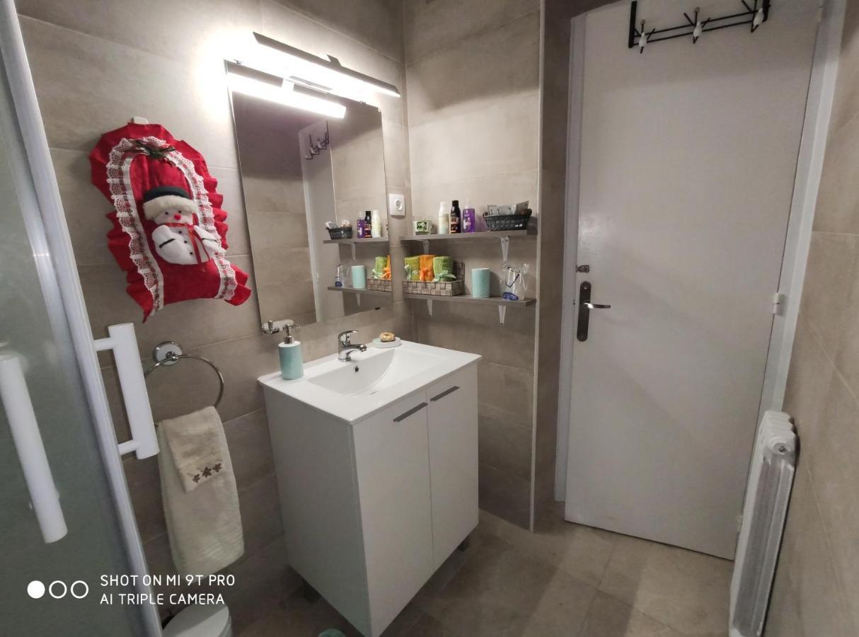 Apartamento Confort I Ла-Сеу-д'Уржель Екстер'єр фото